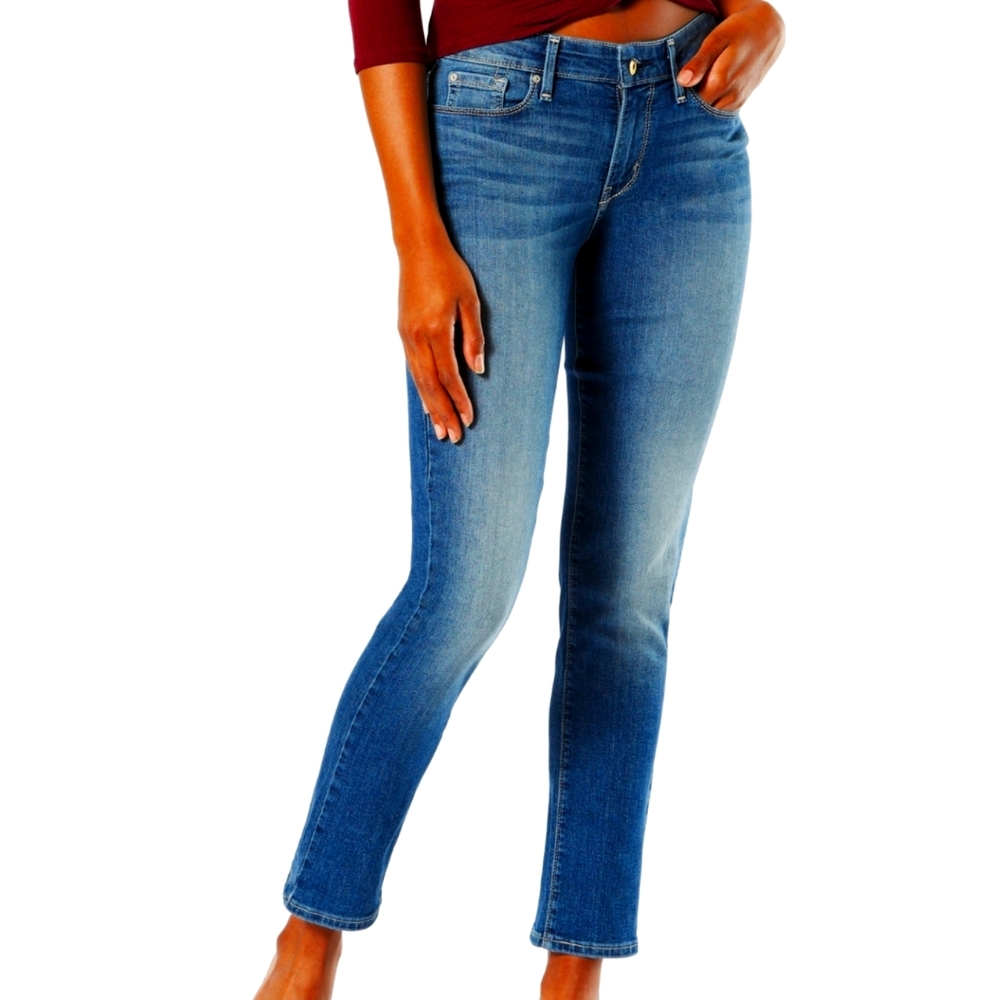 Signature By Levi Strauss Modern Slim Leg Plus Size Jeans 24